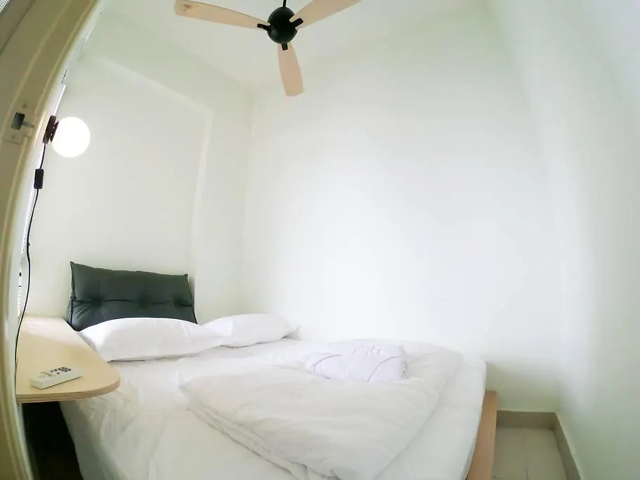 Spacious 4Br Condo Near Klcc - Travel With Mrt Kuala Lumpur 0*,  Malaysia