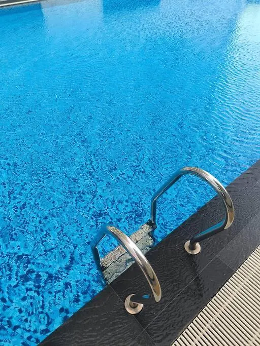 Spacious 4Br Condo Near Klcc - Travel With Mrt Kuala Lumpur